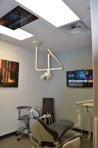 Potranco Smiles
Dentist & Orthodontics