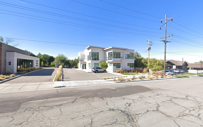 Dr. Troy W. Yates, DDS