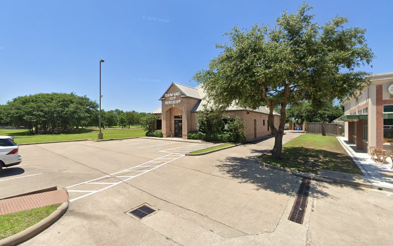 Cosmetic & Implant Dentistry