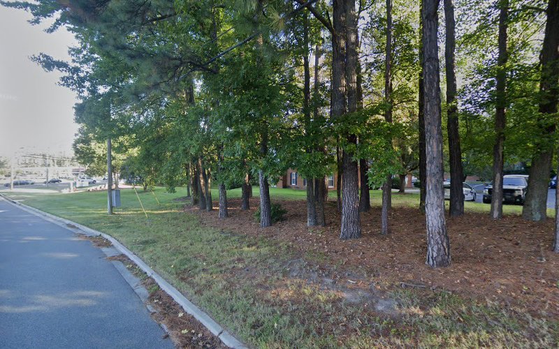 Dr. Edward Howe, DDS