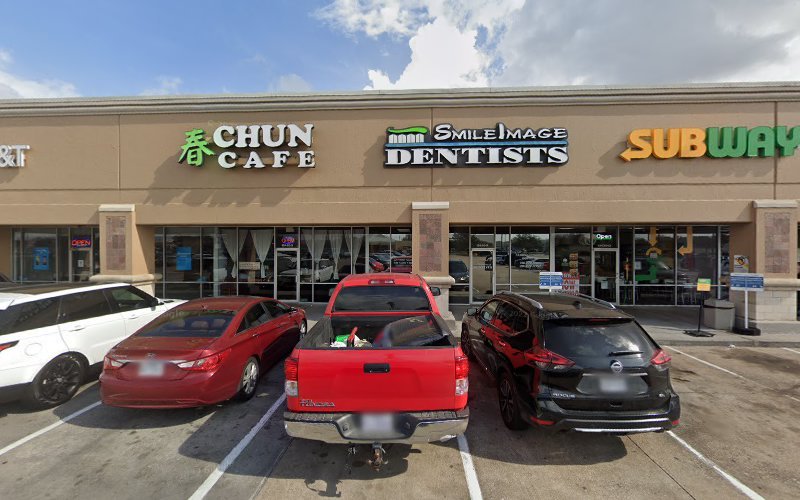 Smile Image Dentists: Nguyen Kim-Loan T DDS